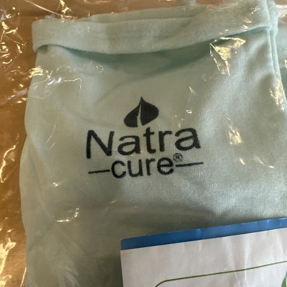 Natra Cure Cold Therapy Socks Gel Ice Treatment for Feet Heel Swelling Arch Blue
